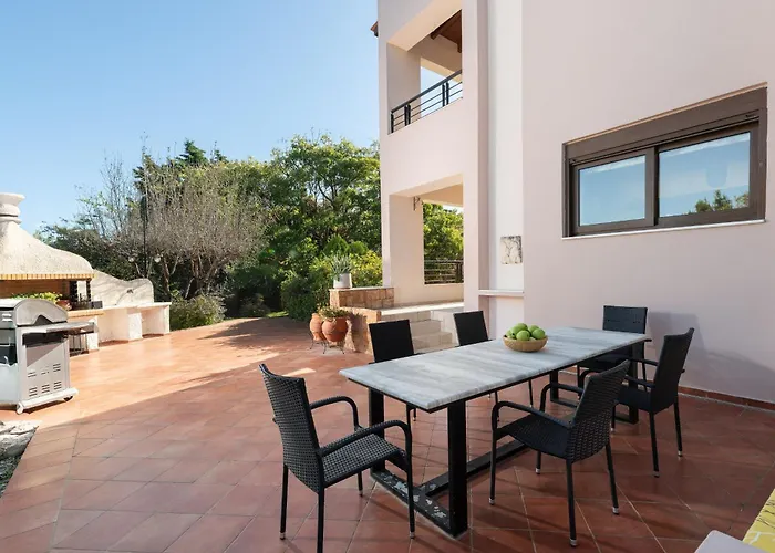 Willa Coral Tree Luxury Jalisos