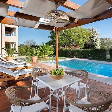 Coral Tree Luxury * إياليسوس